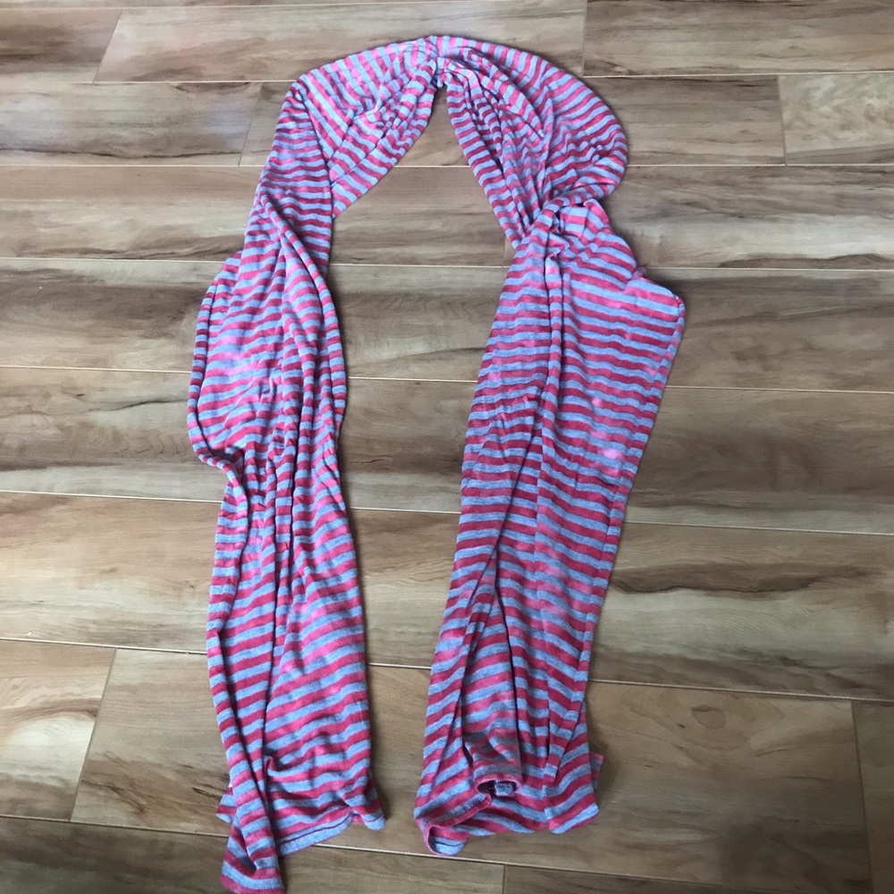 5/25$ Pink and Gray Striped Scarf